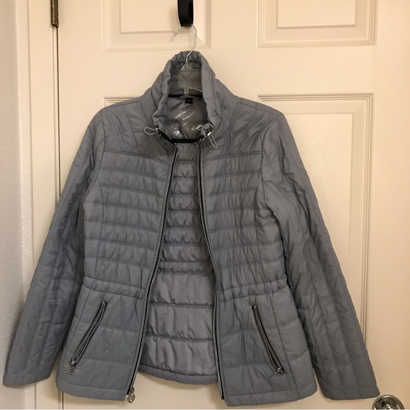 Guess Med. Lightweight Jacket - Picture 3 of 12